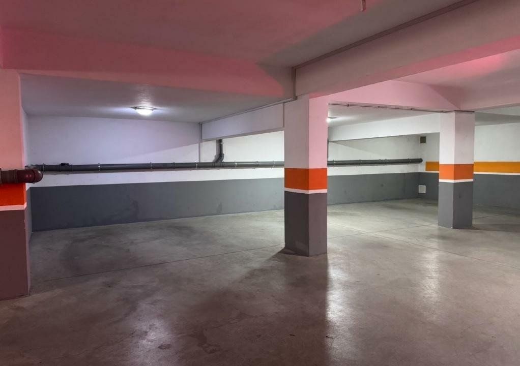 APARTAMENT LA CHEIE 3 CAMERE 2 BAI CURTE PROPRIE PARCARE SUBTERANA SI LIFT - Poză 14