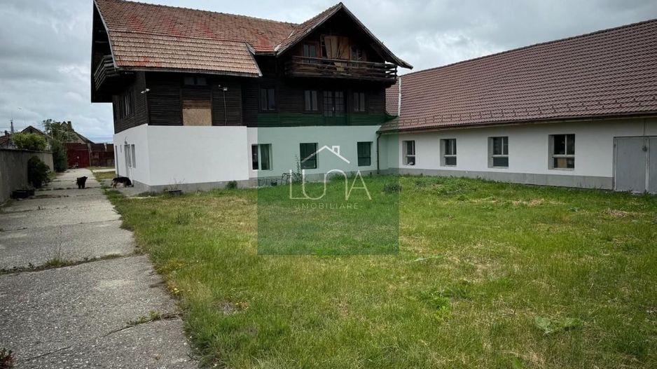 Închiriere spațiu pentru birouri / activități comerciale - Poză 2