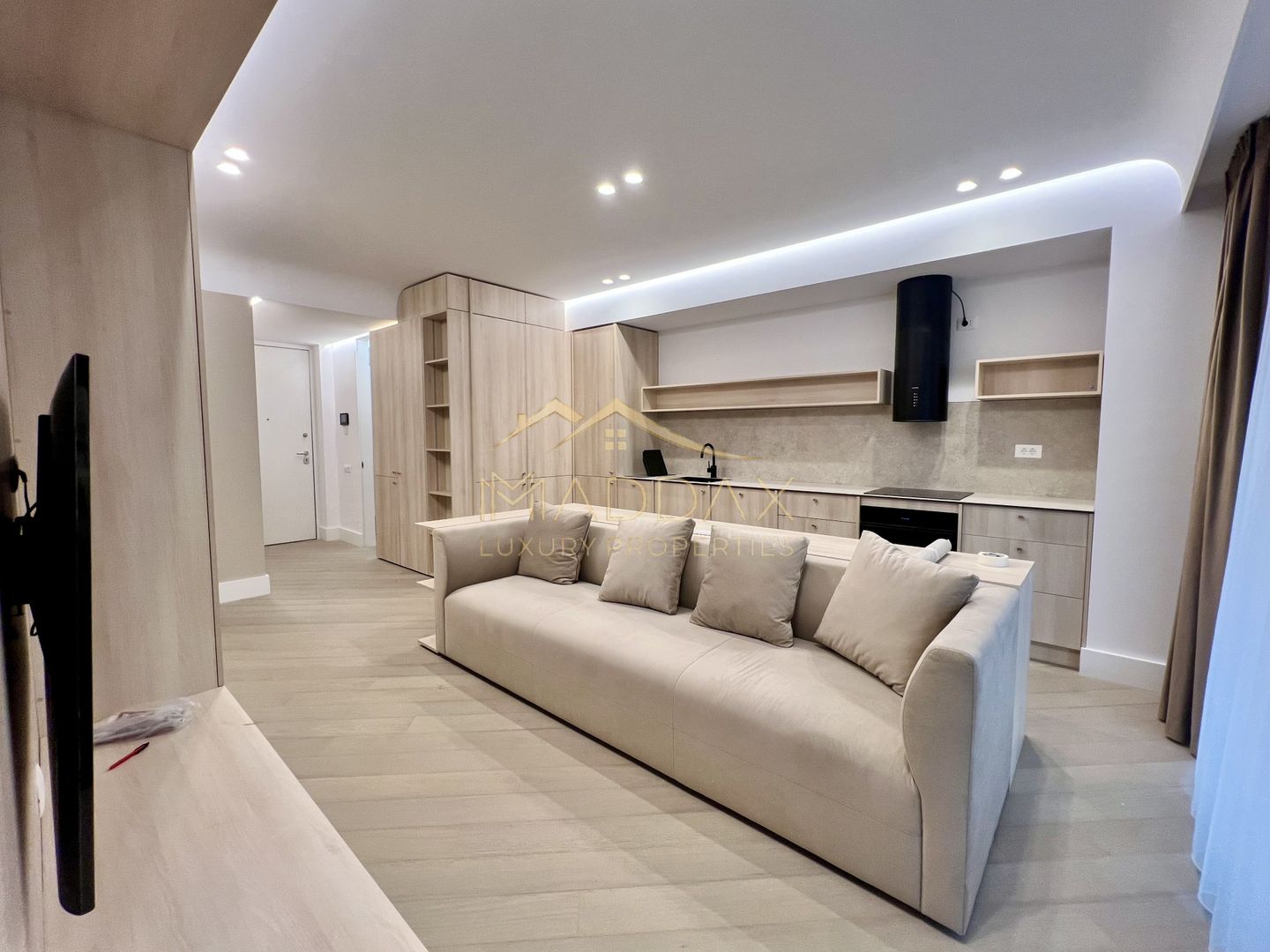 Apartament 3 camere // Cortina 126 // Iancu Nicolae - Poză 2