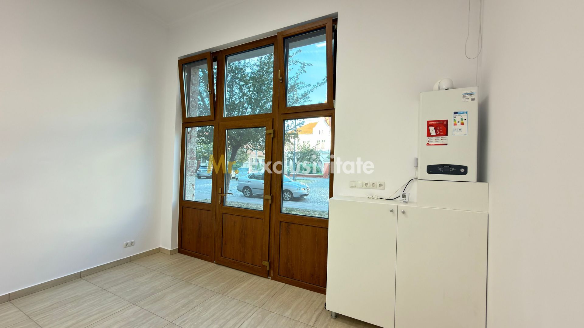 De Inchiriat Spațiu Comercial 42 mp - Str. 1 Decembrie 1918 – Carei - Poză 13