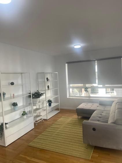 Apartment Închiriat -  Mobilier nou cu loc de parcare inclus - Poză 1