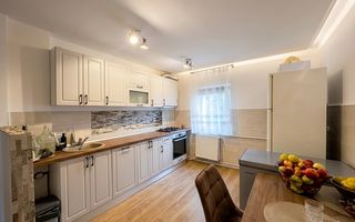 Apartament 3 camere/ Marasti/ Ideal pentru locuit/Zona Lacul Rosu - Poză 1