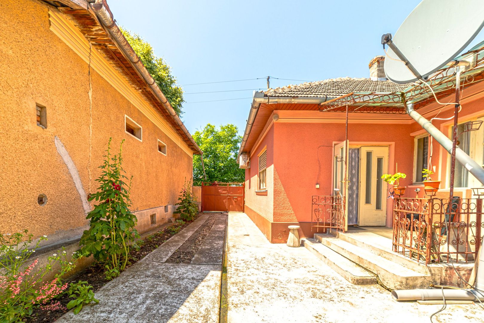 Vândută Casă cu 4 camere Pâncota - Poză 14