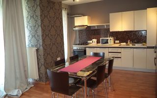 APARTAMENT DE 3 CAMERE LA INCHIRIERE IN COMPLEX CENTRAL PARK - Poză 4