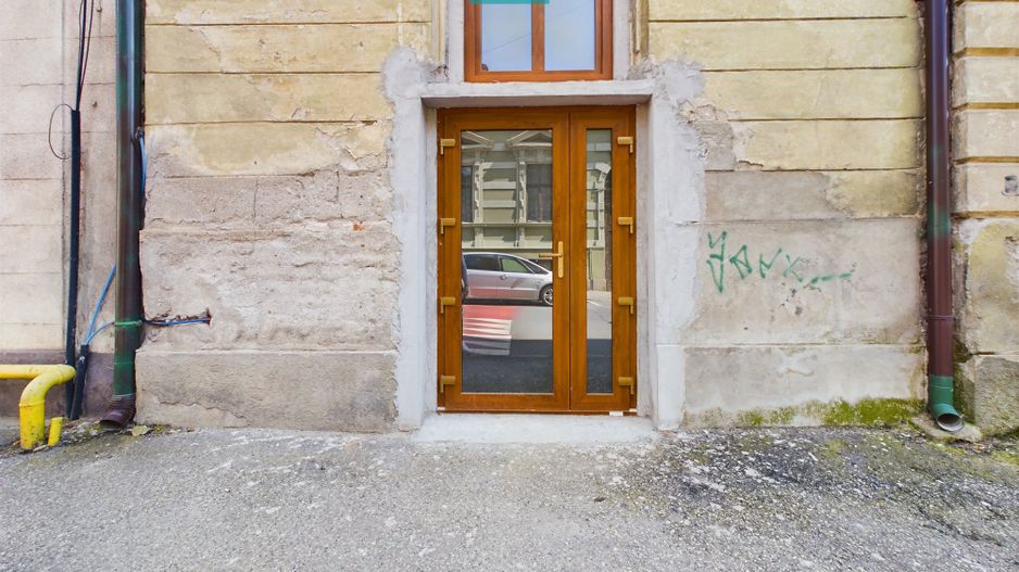 Spațiu central open-space de închiriat - Poză 11