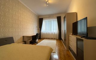 Apartament cu o cameră în zona centrala! - Poză 1