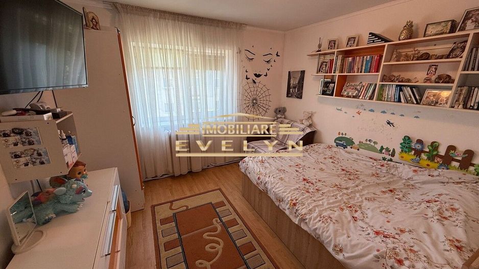 Vânzare Apartament 4 Camere - Decomandat - 78 mp - Str. Împărat Traian (Școala Nr.11) - Poză 5