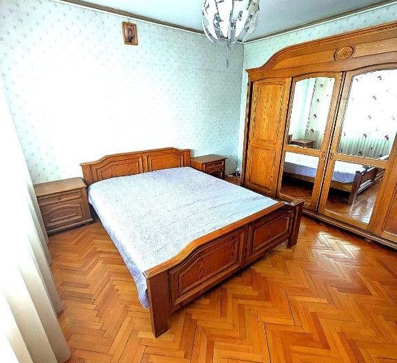 Apartament 4 camere. Decomandat. 2 Bai. Parcare. Brancoveanu. Huedin. - Poză 5