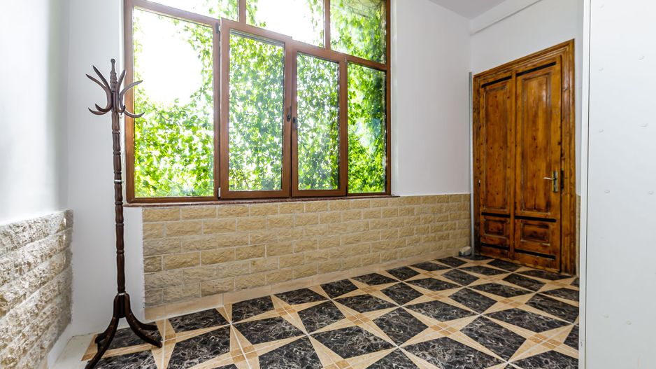 Apartament în Palatul Bohuș, lângă Teatrul de Stat. - Poză 5