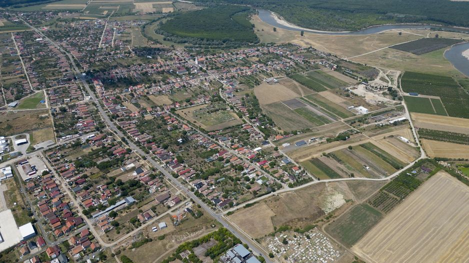 Teren intravilan 6.005 mp in Zădăreni - Poză 16