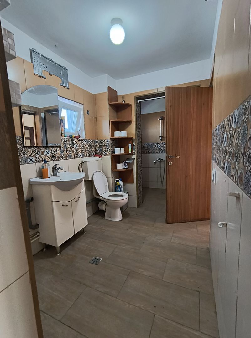 Casa P+M Com Vidra - Poză 14
