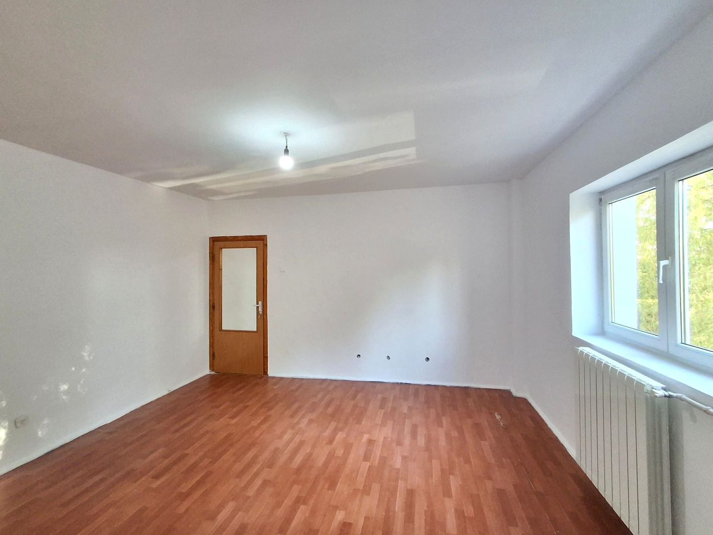 De Vanzare Apartament 2 Camere zona Doamna Ghica - Poză 1