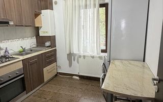 Apartament 3 camere la bloc tip vilă în Miroslava, strada principală - Poză 4