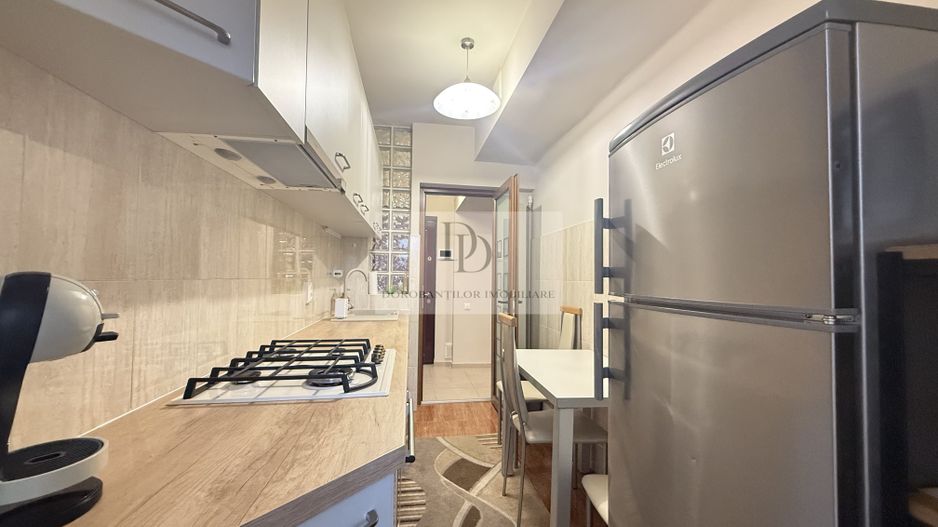 Apartament cu 2 camere de inchiriat -CENTRAL-Piata Mihai Viteazu - Poză 4