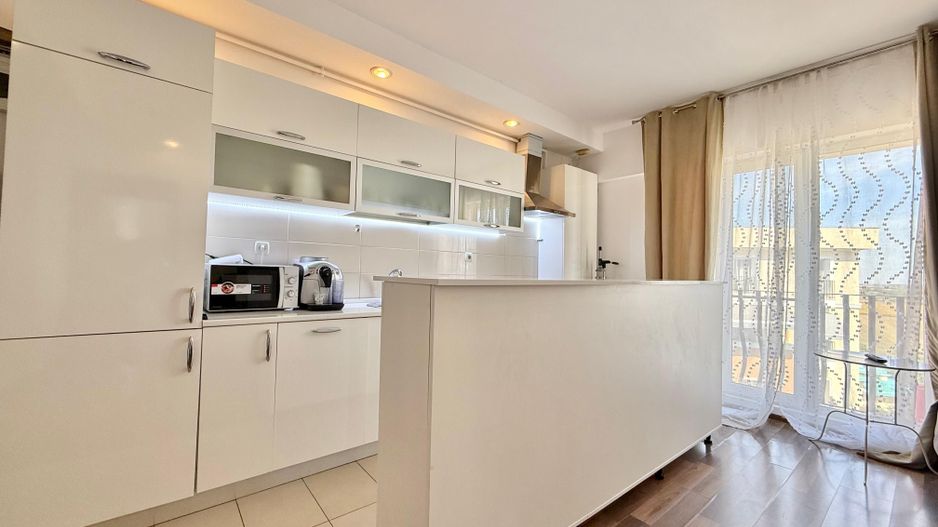 COSMOPOLIS - Apartament cu 3 camere, mobilat si utilat. - Poză 3