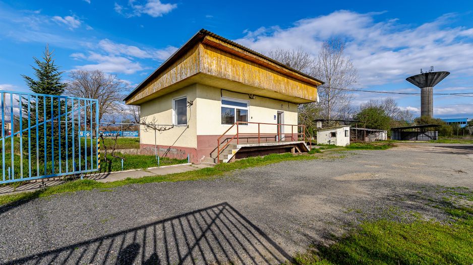Hala industrială cu teren 10.495 mp – potențial supermarket, Lipova - Poză 4