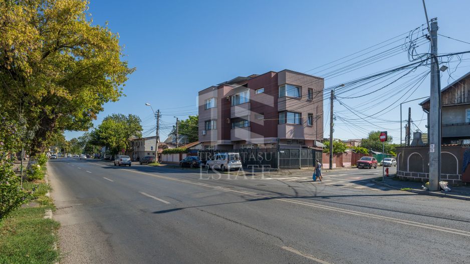 SI CASA SI AFACERE totul sub același acoperiș in Sector 5/Sălaj - LIDL - Poză 6