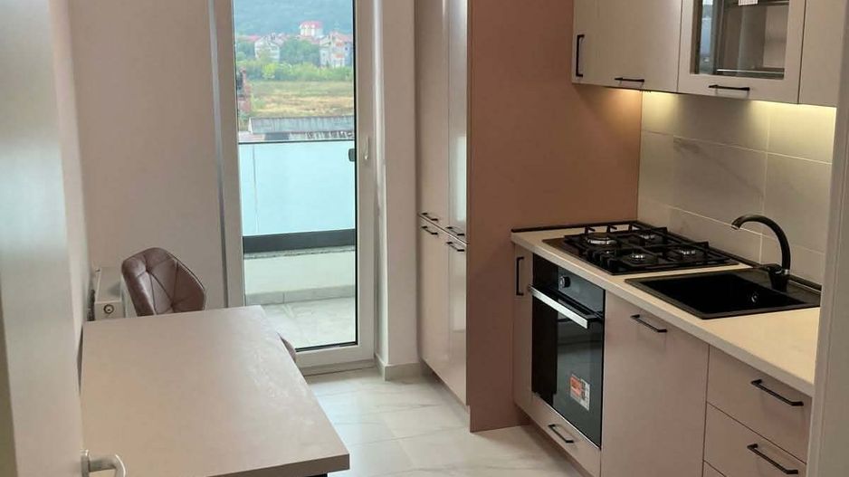 Apartament 1 cameră dec 42 mp + loc parcare Unirea Towers 400 euro - Poză 5