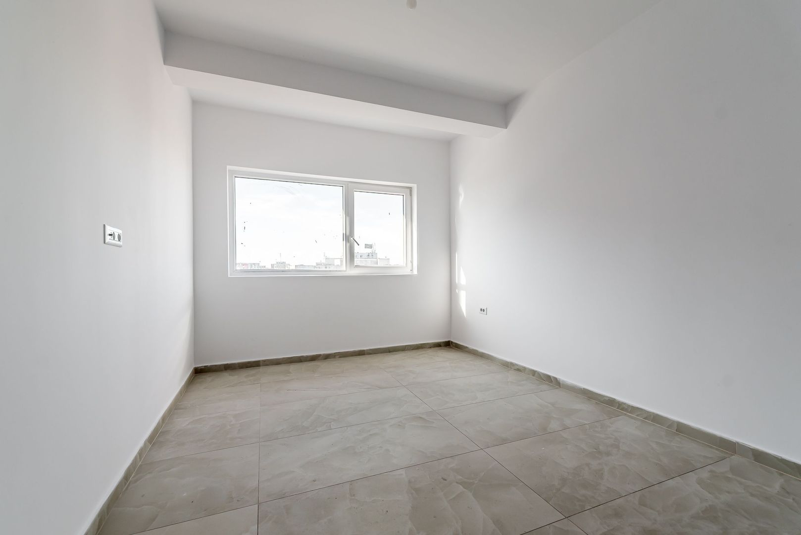 Apartament 3 camere în bloc finalizat – Micalaca | Parcare inclusă - Poză 7