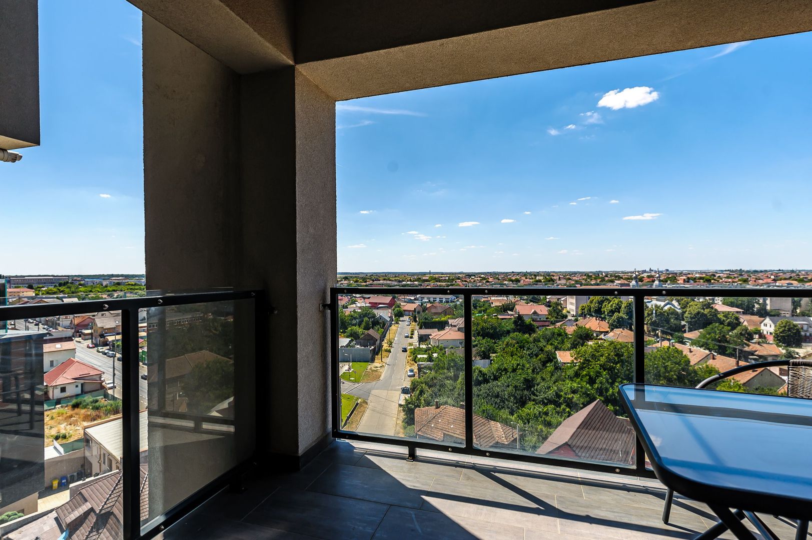 PREȚ REDUS! Apartament 3 camere în Adora Park - Poză 2