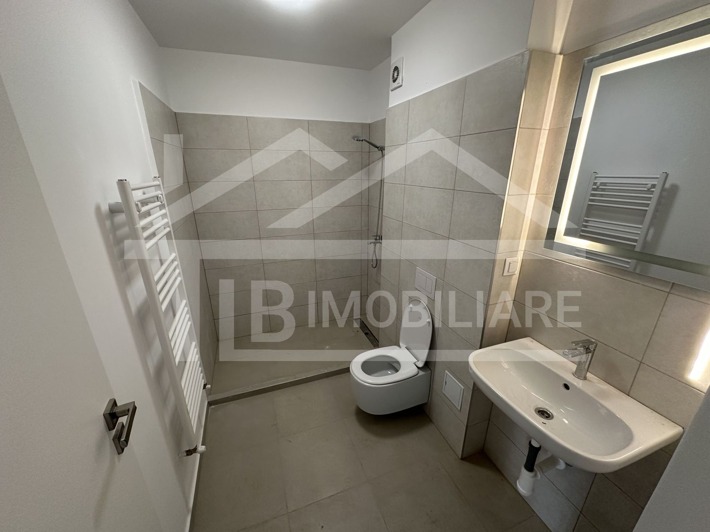 Spatiu de inchiriat, 55mp, parcare, Zona Maurer Residence - Poză 4
