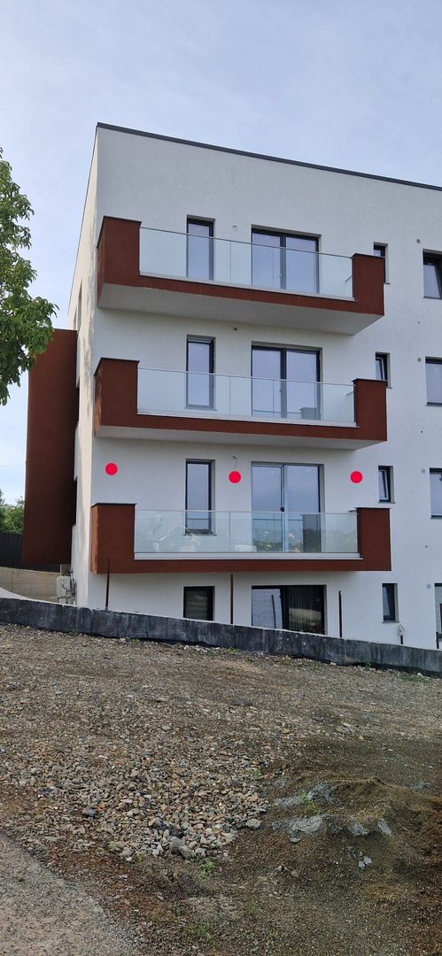 Apartament 2 Camere, etaj 1-Bloc nou-Falticeni - Poză 1