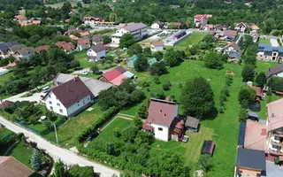 PROPIETAR URGENT Casa duplex BRAN arpox 300m utili, 1300mp teren - 2 case la pret de 1 apartament !! - Poză 19