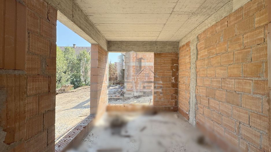 Casa individuala/teren 600mp/panouri fotovoltaice/pompe de caldura. - Poză 10