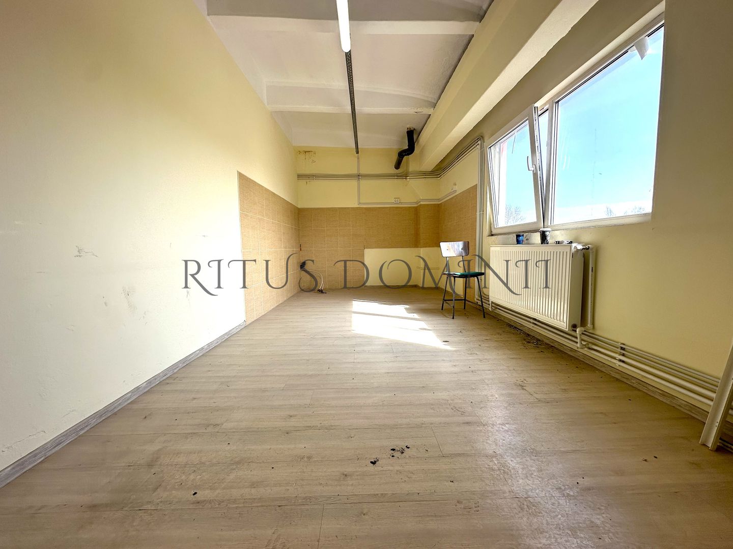 Spatiu Productie sau Birouri, Oradea-Vest, 298mp - Poză 4