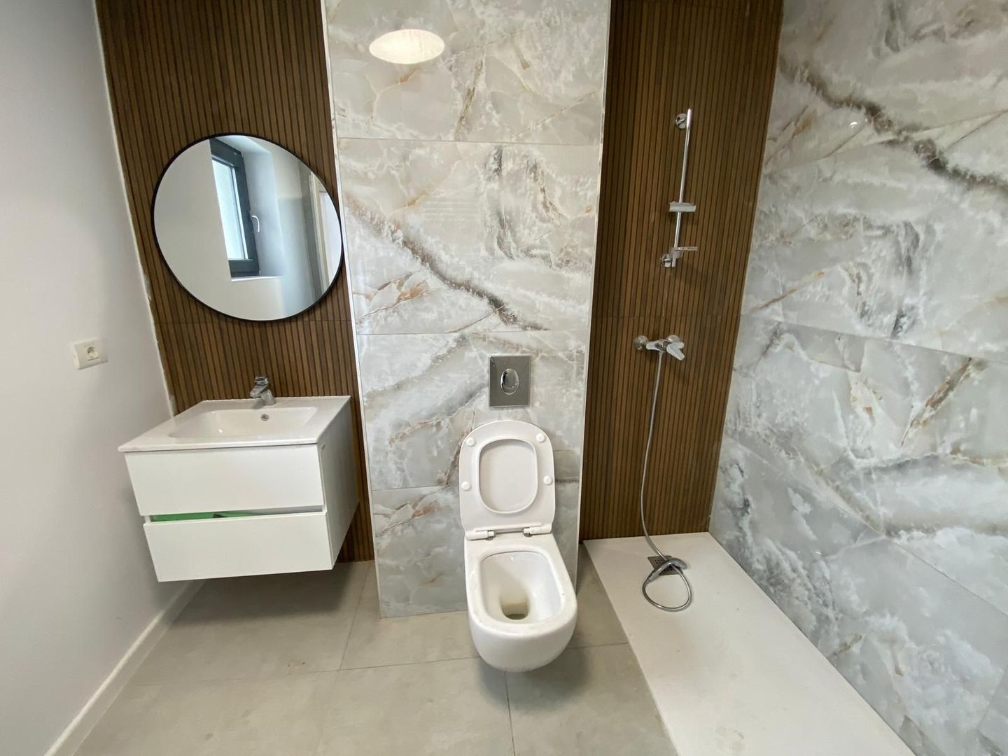 Apartament 3 camere de Vanzare Crangasi - Poză 9