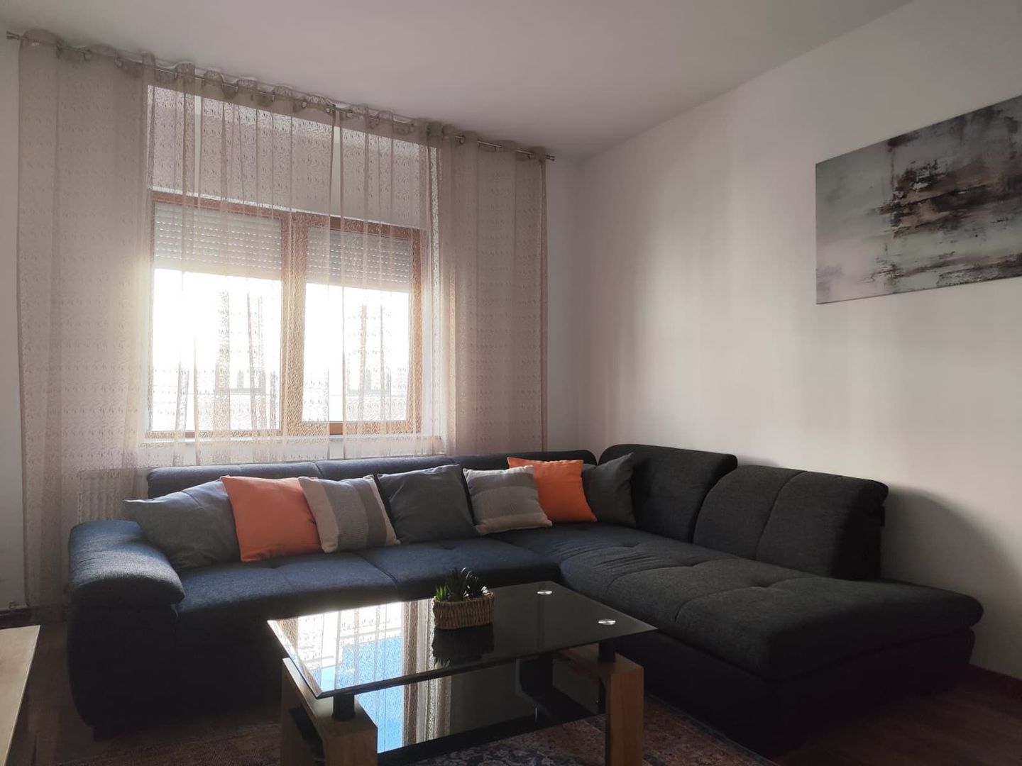 Inchiriere 2 camere Premium, Pietonala Republicii, Oradea - Poză 4