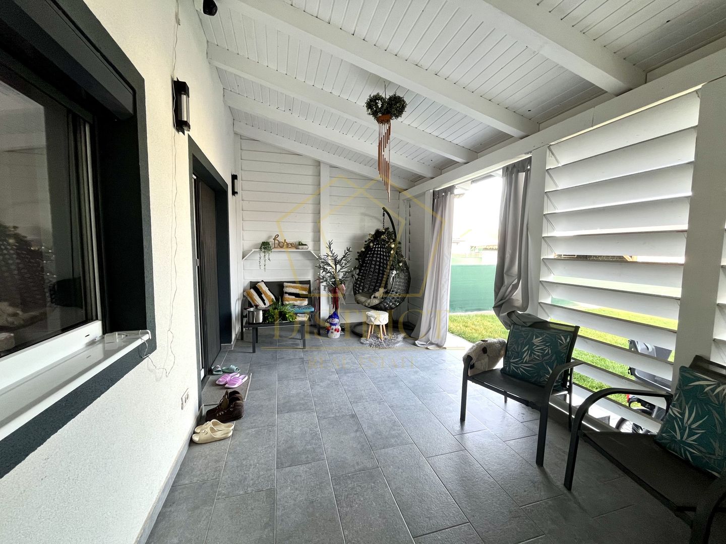 Duplex superb cu 3 camere | Mosnita Veche - Poză 11