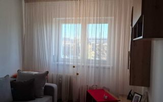 Vanzare apartament cu 3 camere Titan T664 - Poză 2