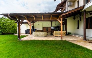 Vilă exclusivistă pe malul Mureșului – design modern si teren generos - Poză 1