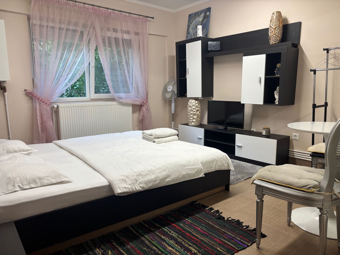 Vand garsoniera ,afacere booking /carpati 2 - Poză 5