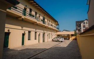 Business la cheie - Proprietate tip pensiune cu rating 9,8/10 Booking - Poză 13