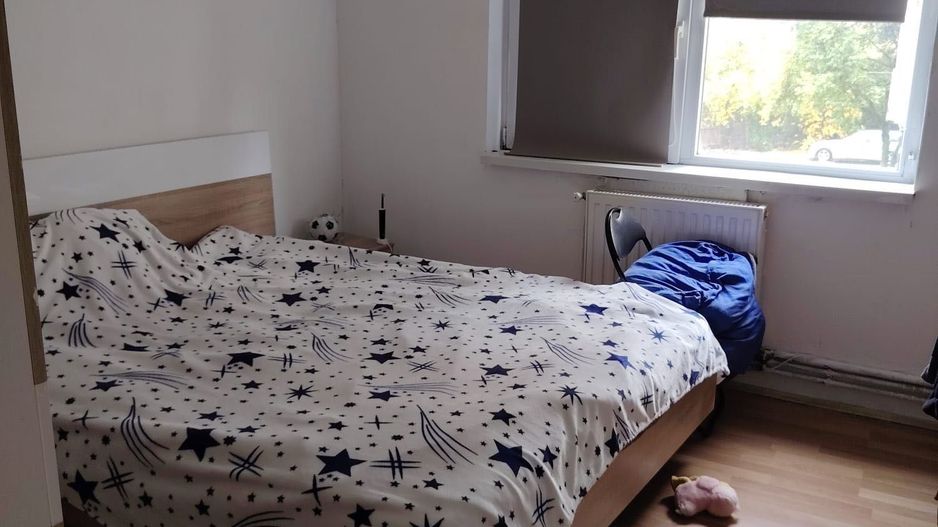 Steaua | 4 Camere |  Etaj 1 | Bloc Izolat | Centrala Proprie - Poză 1