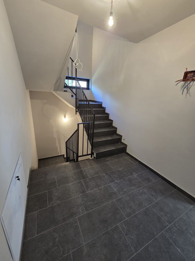 Apartament cu 2 camere 65,10 mp + 30 mp pod - vedere la muntii Caraiman Busteni - Poză 10