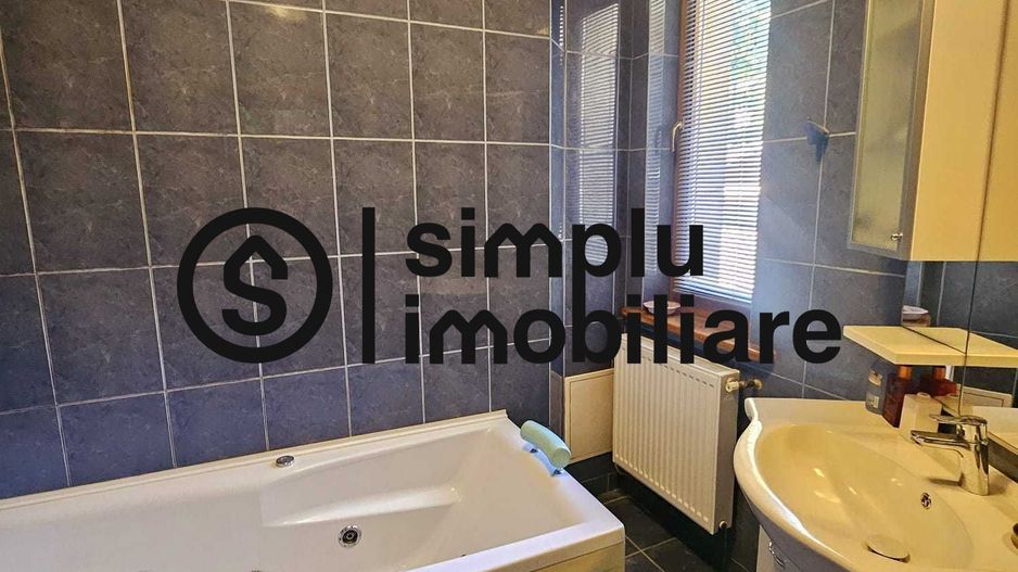 Apartament 3 camere, zona centrala zona Ramada. - Poză 6