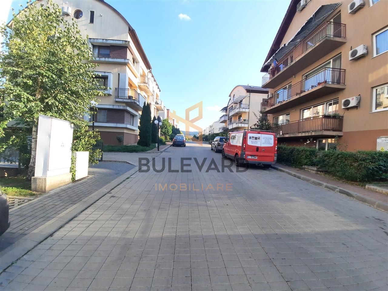Apartament  3 camere 89 mp + 20 mp terase parcare cartier Buna Ziua - Poză 2