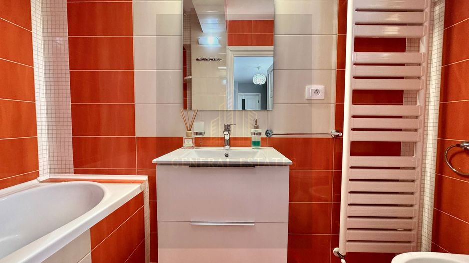 Vânzare apartament cu 3 camere - 130 m.p - în Zona CUG, Iași. - Poză 21