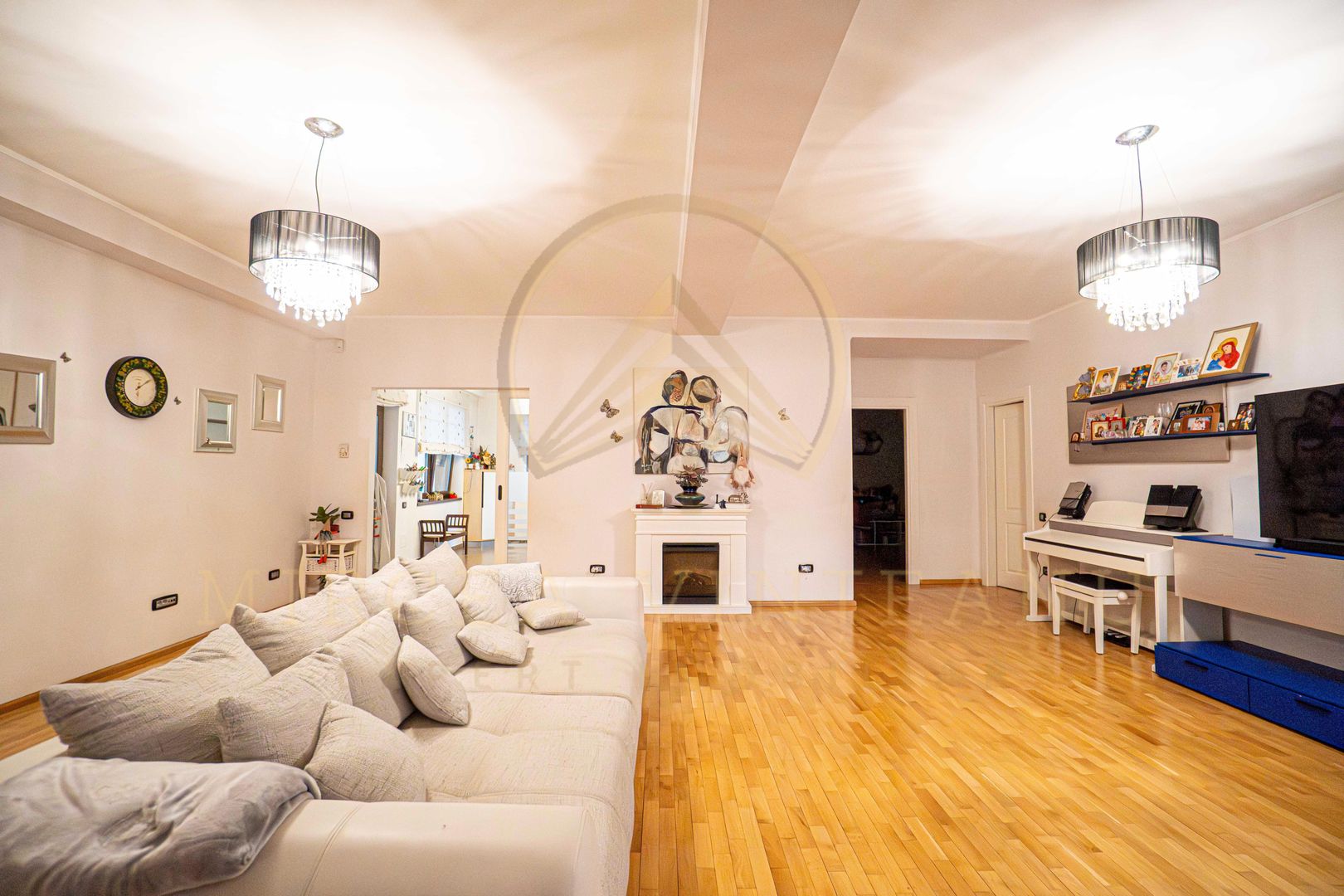 DACIA - Vila D+P+1E+M, teren 780 mp, deschidere 24 ml. - Poză 90