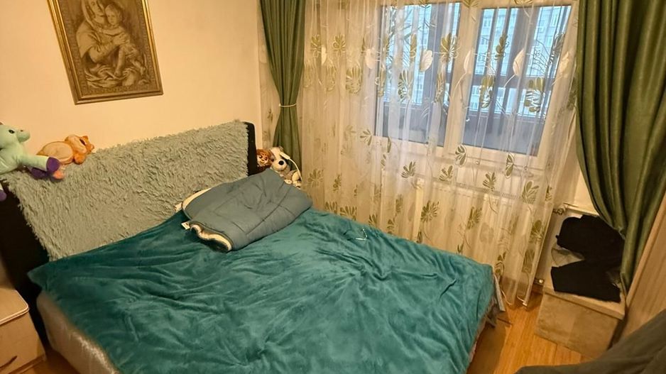 3 camere decomandat Metrou Crângași + Parcare - Poză 2