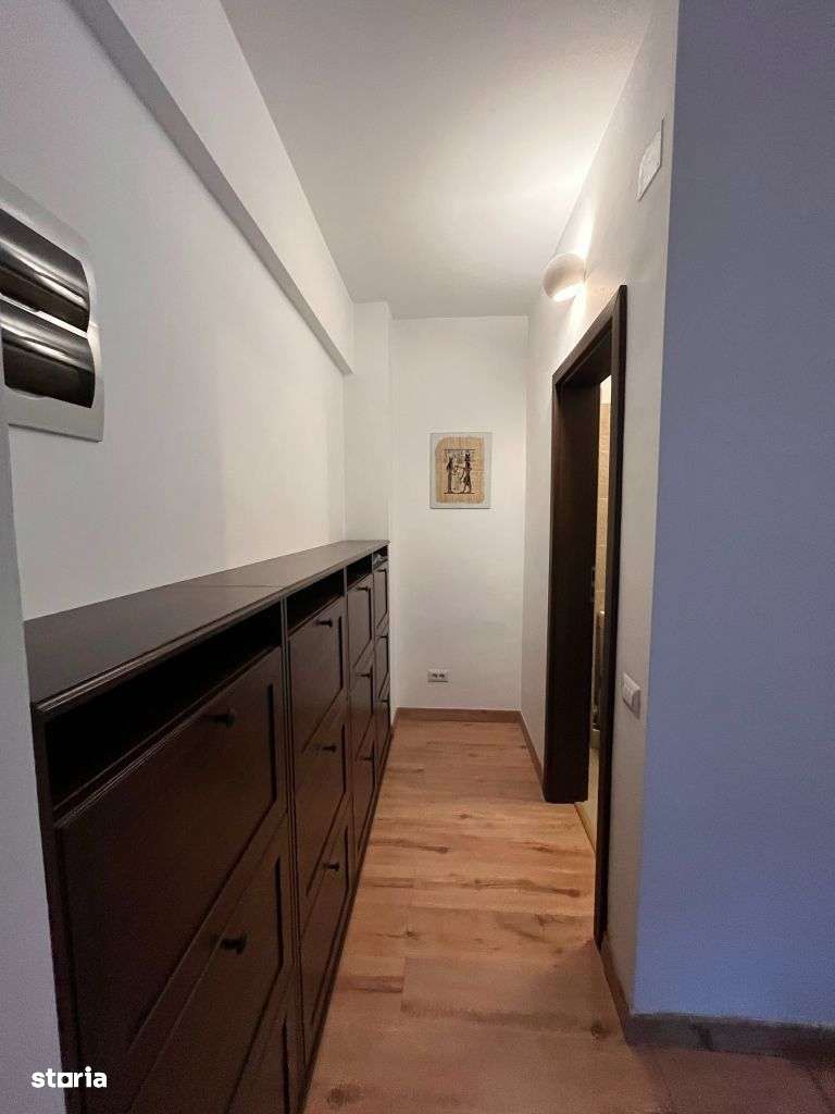 Apartament cu 3 camere decomandat în Domenii - Poză 4