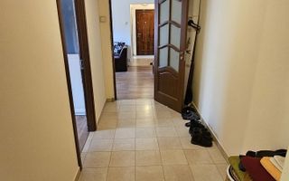 Apartament 4 Camere , et.3/4, Berceni-Racovita - Poză 4