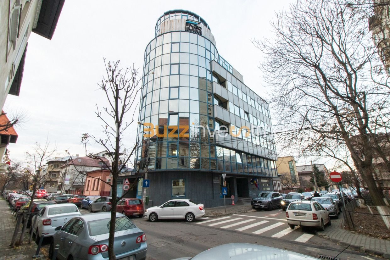 Cladire de birouri inchiriata | Randament +7,5% / an | Contract ferm | - Poză 1