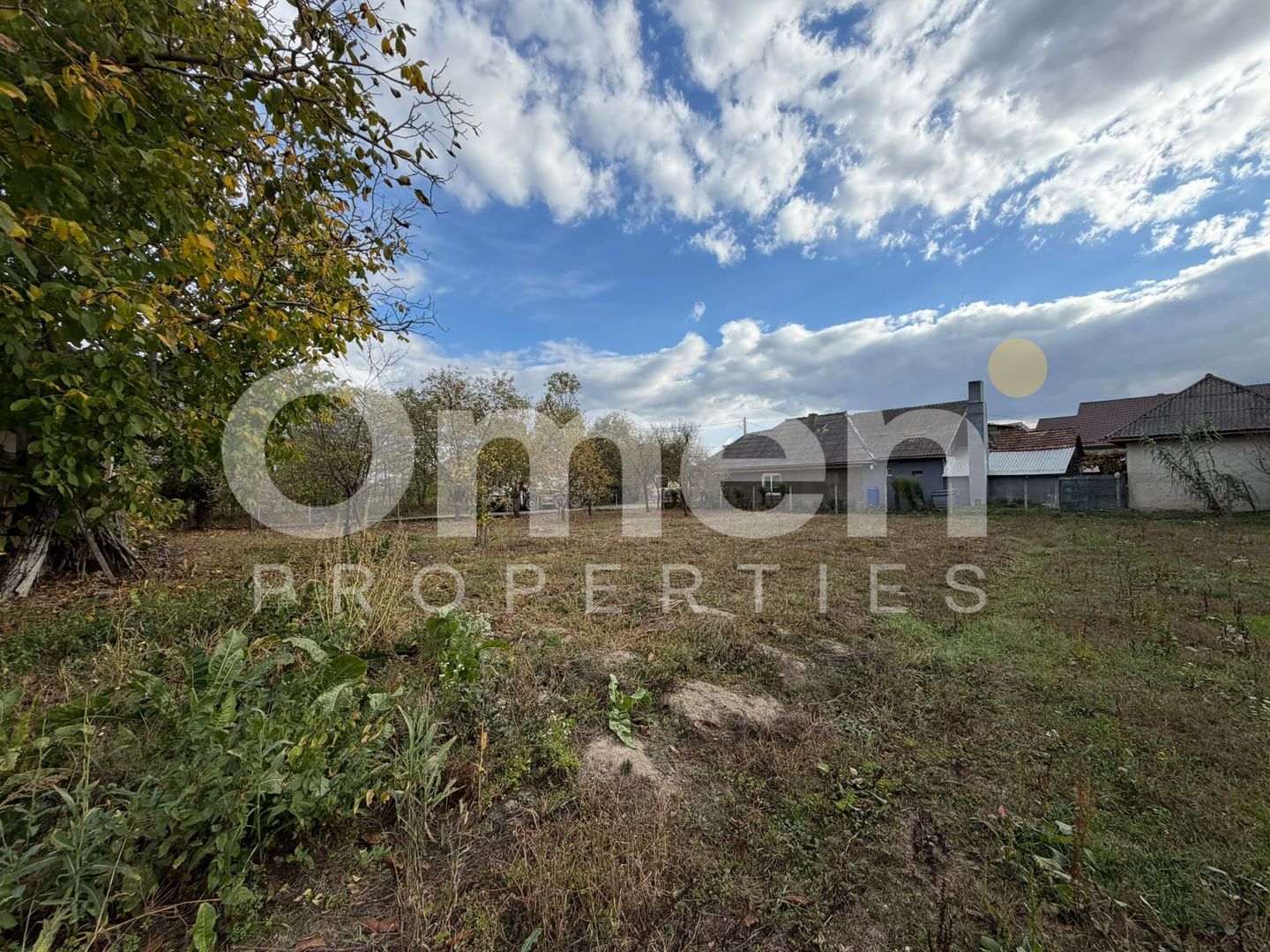 Casa cu teren de 1350 mp | Lapusel - Poză 6