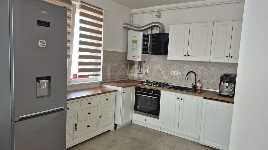 Apartament 2 camere modern, zona Terra, cu parcare subterană. - Poză 1