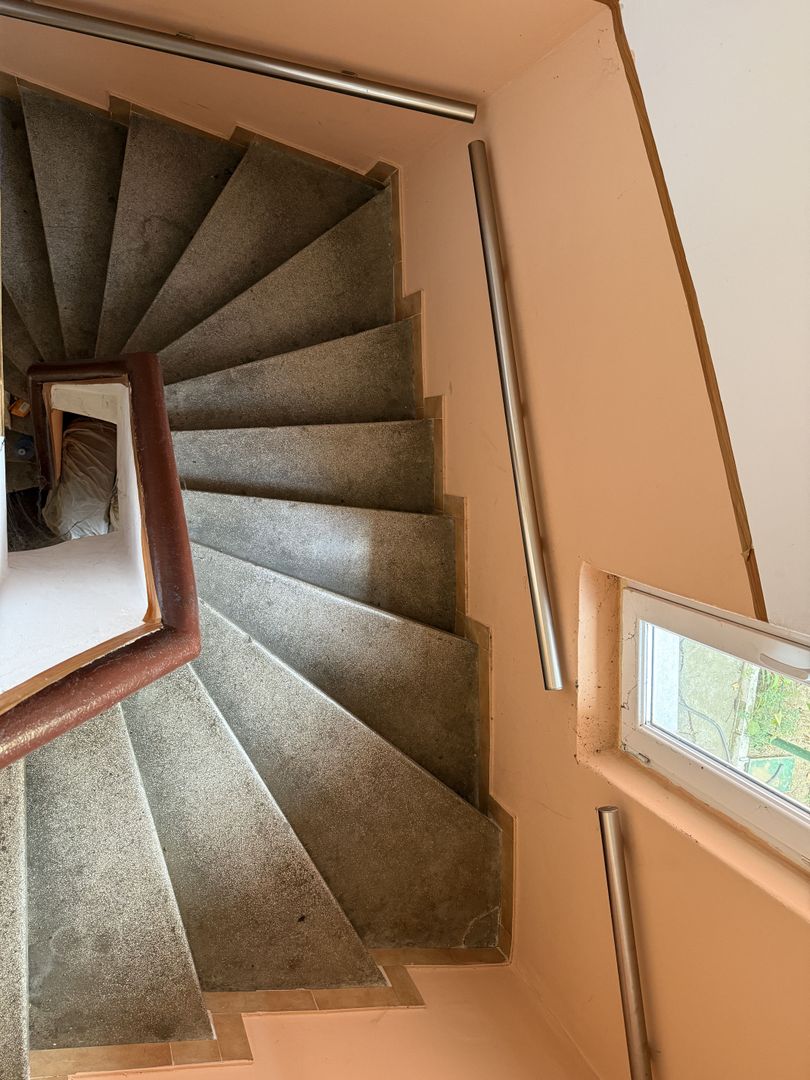 De vanzare apartament de 94MP cu curte de 90 MP - Poză 18