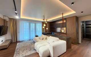 Apartament ultrafinisat | 3 camere | zona Catedralei - Poză 1